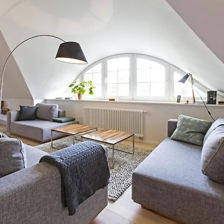 Old Shipman's House Comfortable