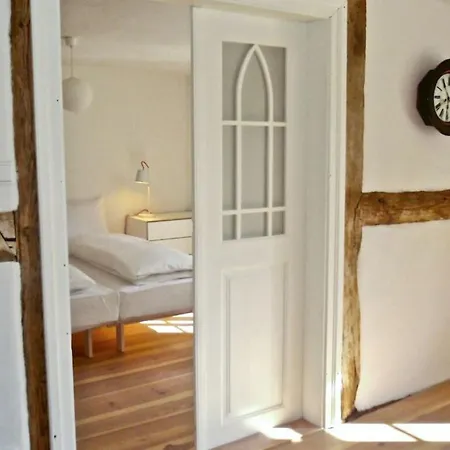 Old Shipman's House Comfortable Wieck